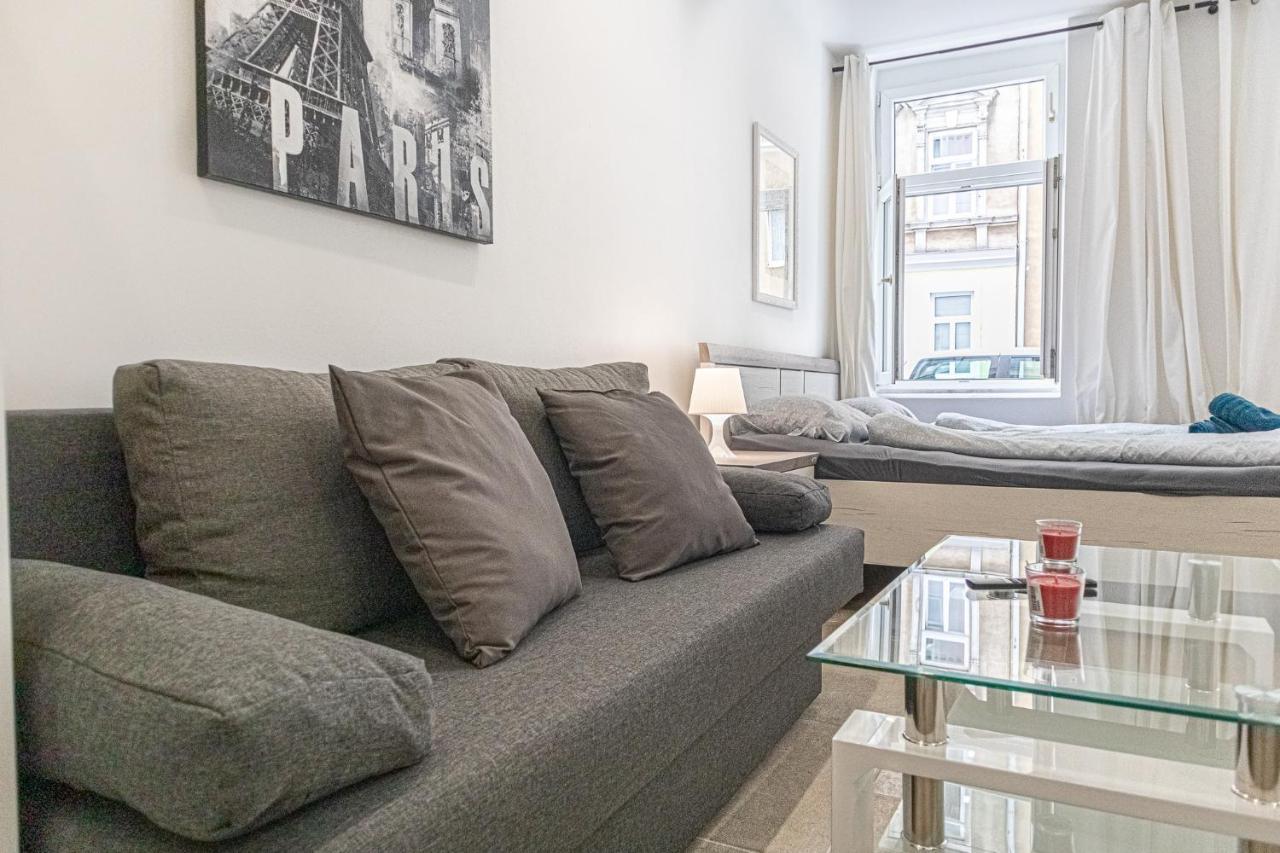 9 Min From City Center - Lovely Studio Near U1 Reumannplatz Wien Exteriör bild